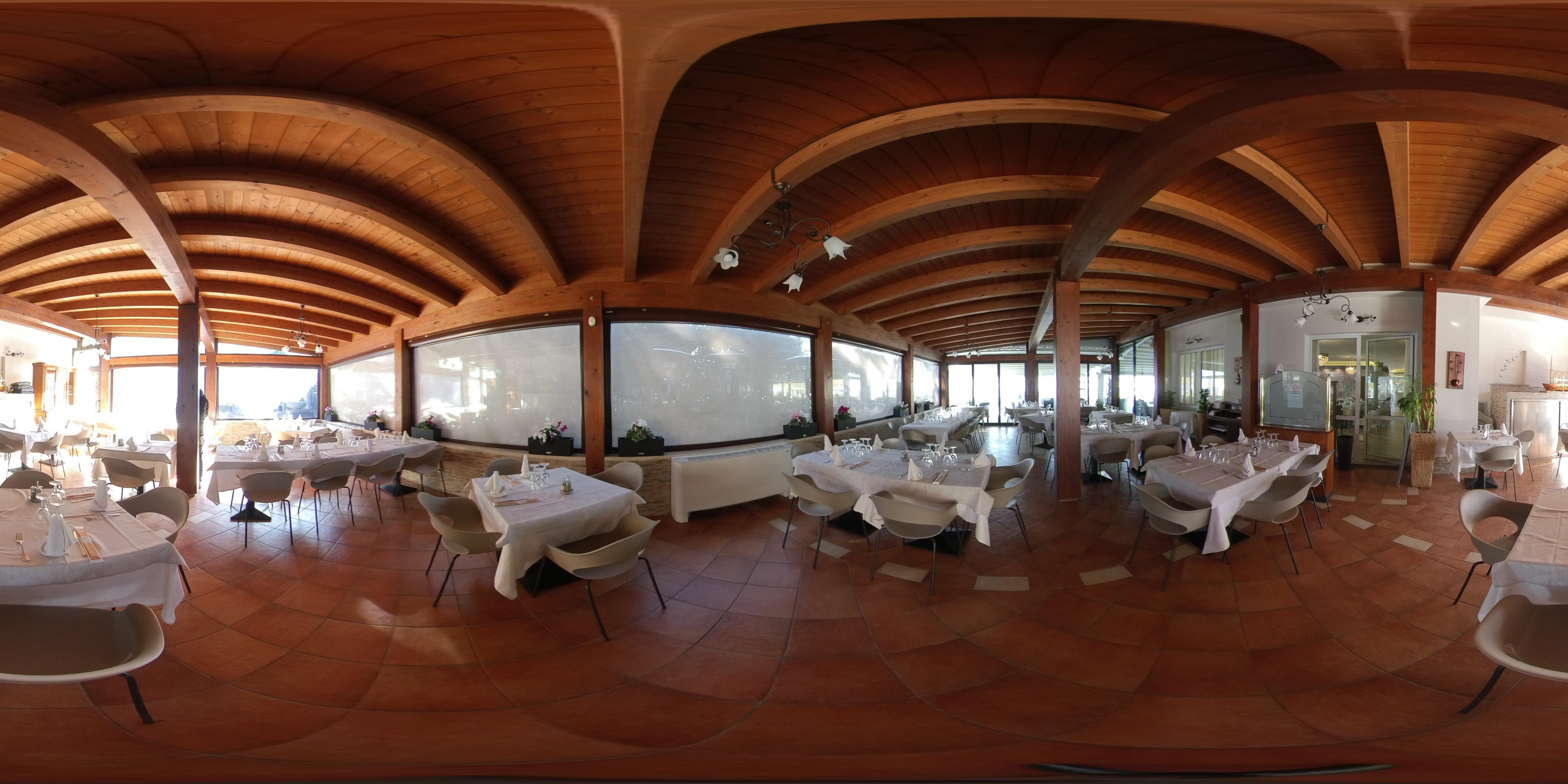 Attività Commerciale in Vendita Vercurago