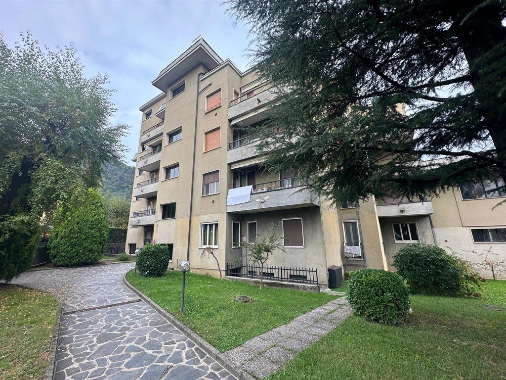BILOCALE DI C.A 57 MQ A OLGINATE Semicentro