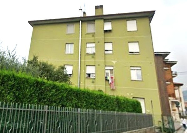 OTTIMO BILOCALE PANORAMICO CON CANTINA A CALOLZIO Sala